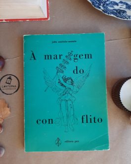 Á margem do conflito