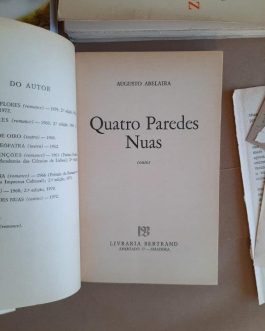 Quatro paredes nuas