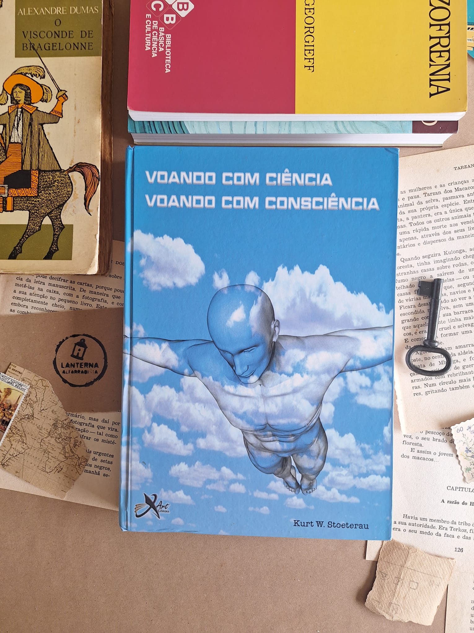 Voando com ciência Voando com consciência