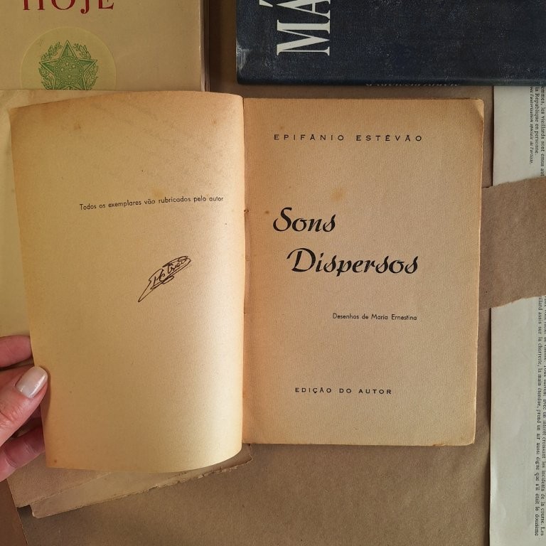 Sons Dispersos (Versos de 1931 a 1933)