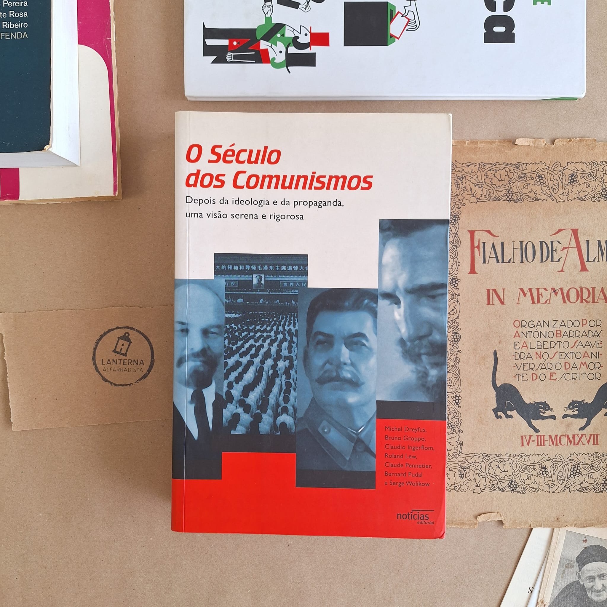 O século dos Comunismos
