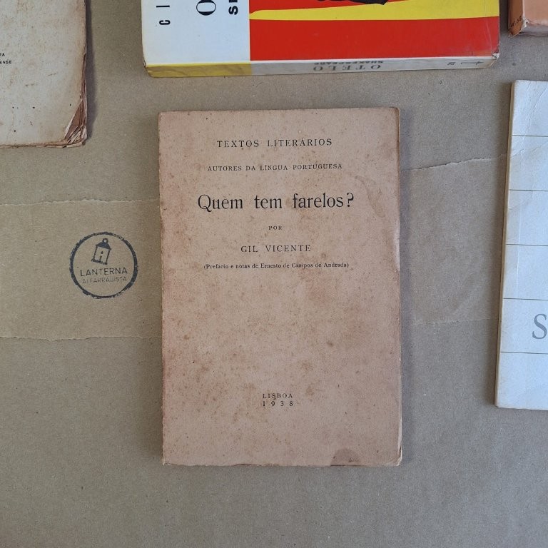 Quem tem farelos?