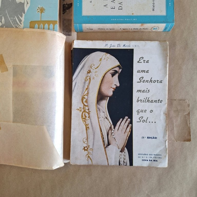 Era uma Senhora mais brilhante que o sol…